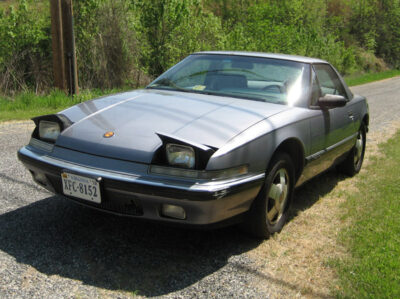 1991 silver buick reatta