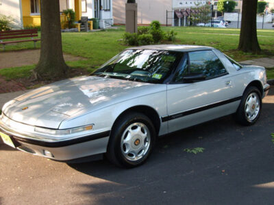 1991 silver buick reatta coupe