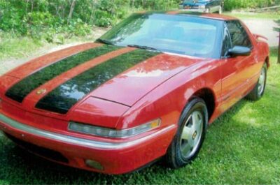 red 1989 sporty buick reatta coupe